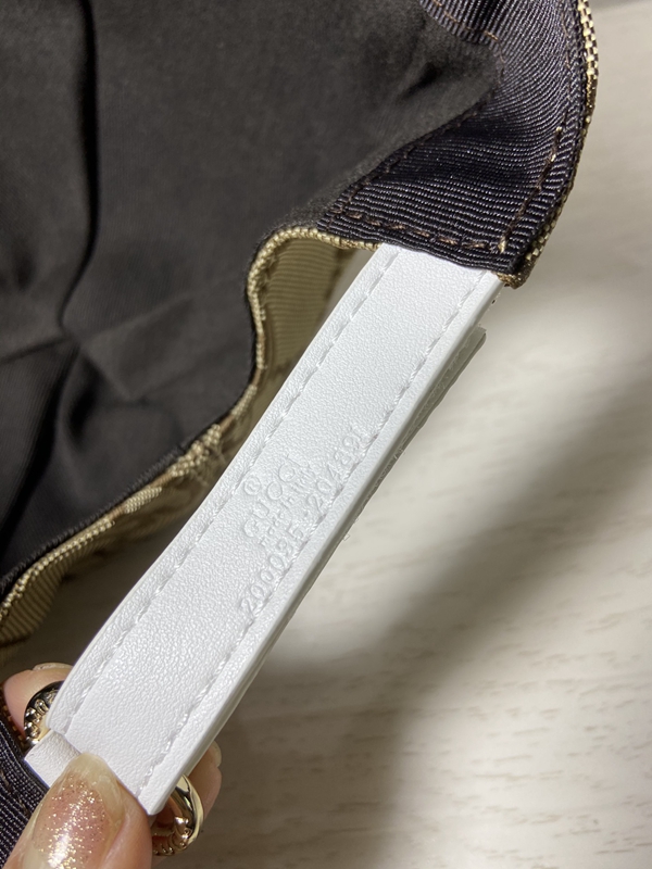 ブランド帽子角部分ディテール